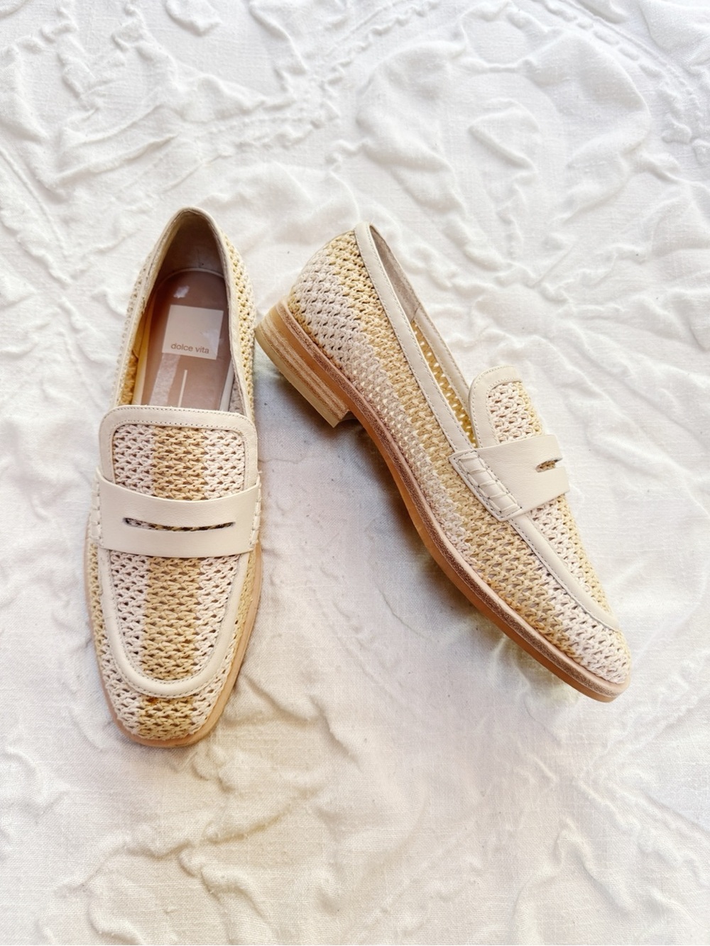 Dolce Vita Halley Ivory Raffia
Loafers Size 8 - Picture 6 of 9